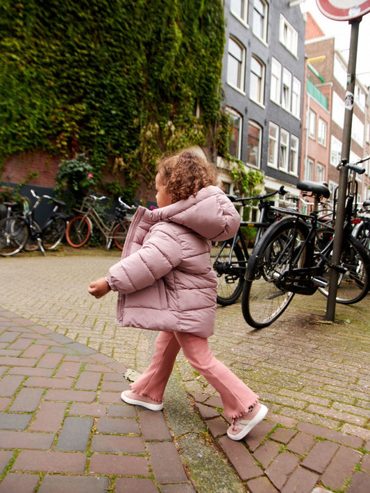 Pembe Suya Dayanıklı Polar Astarlı Kapüşonlu Dolgulu Mont (3 Ay – 7 Yaş)