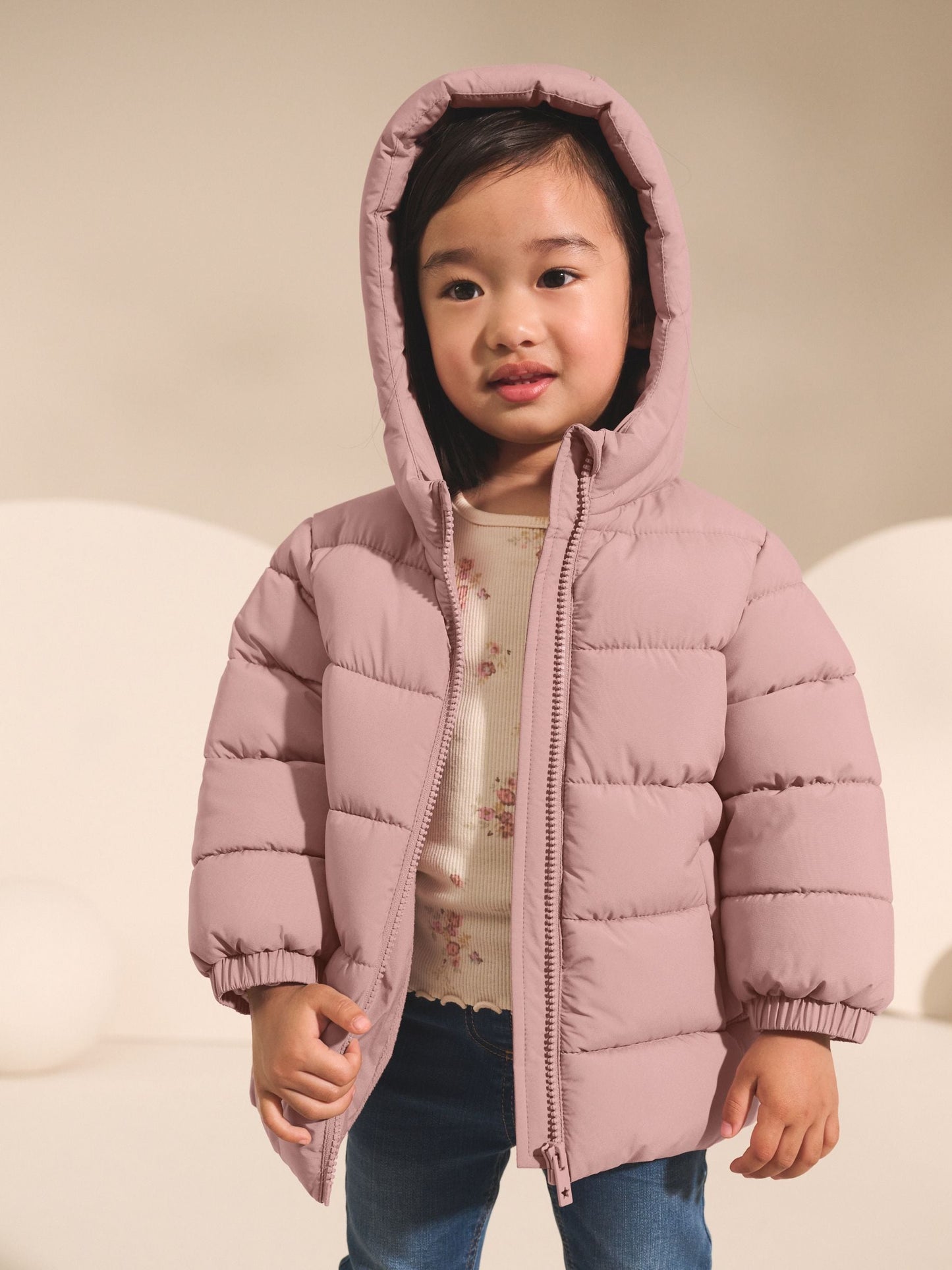Pembe Suya Dayanıklı Polar Astarlı Kapüşonlu Dolgulu Mont (3 Ay – 7 Yaş)