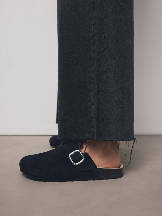 Lacivert Standart Kalıp Deri Tabanlı Terlik (Sabo)