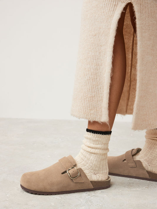 Nötr Süet Standart Kalıp Deri Tabanlı Terlik (Sabo)