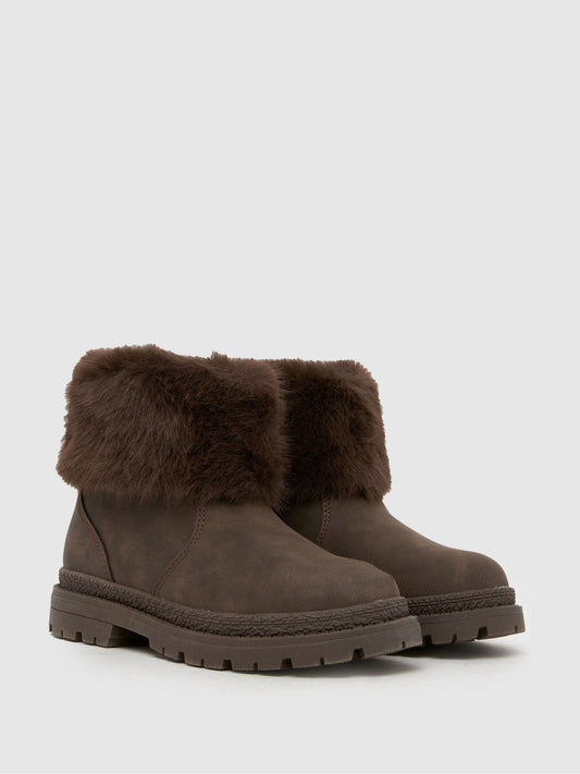 Schuh Brown Cranberry Boots