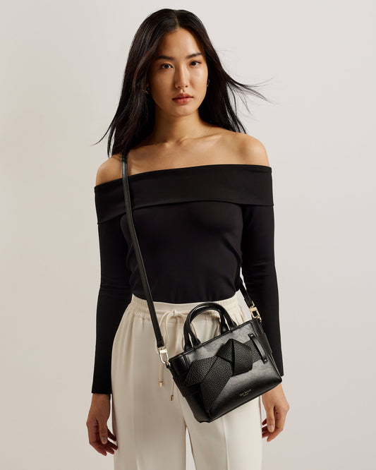 Ted Baker Jimisie Siyah Mini Fiyonklu Çanta