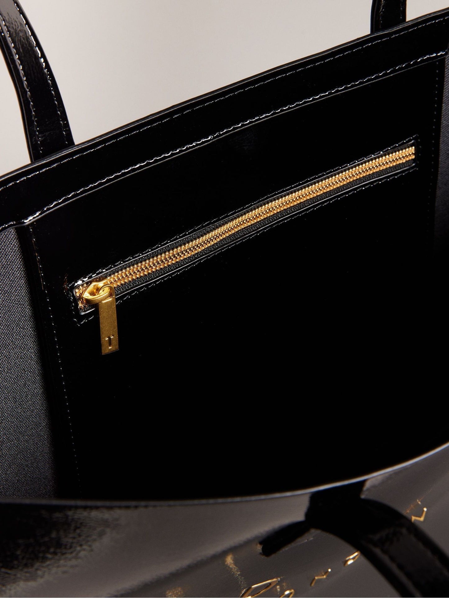 Ted Baker Siyah Crikon Crinkle Ekstra Büyük Icon Çanta