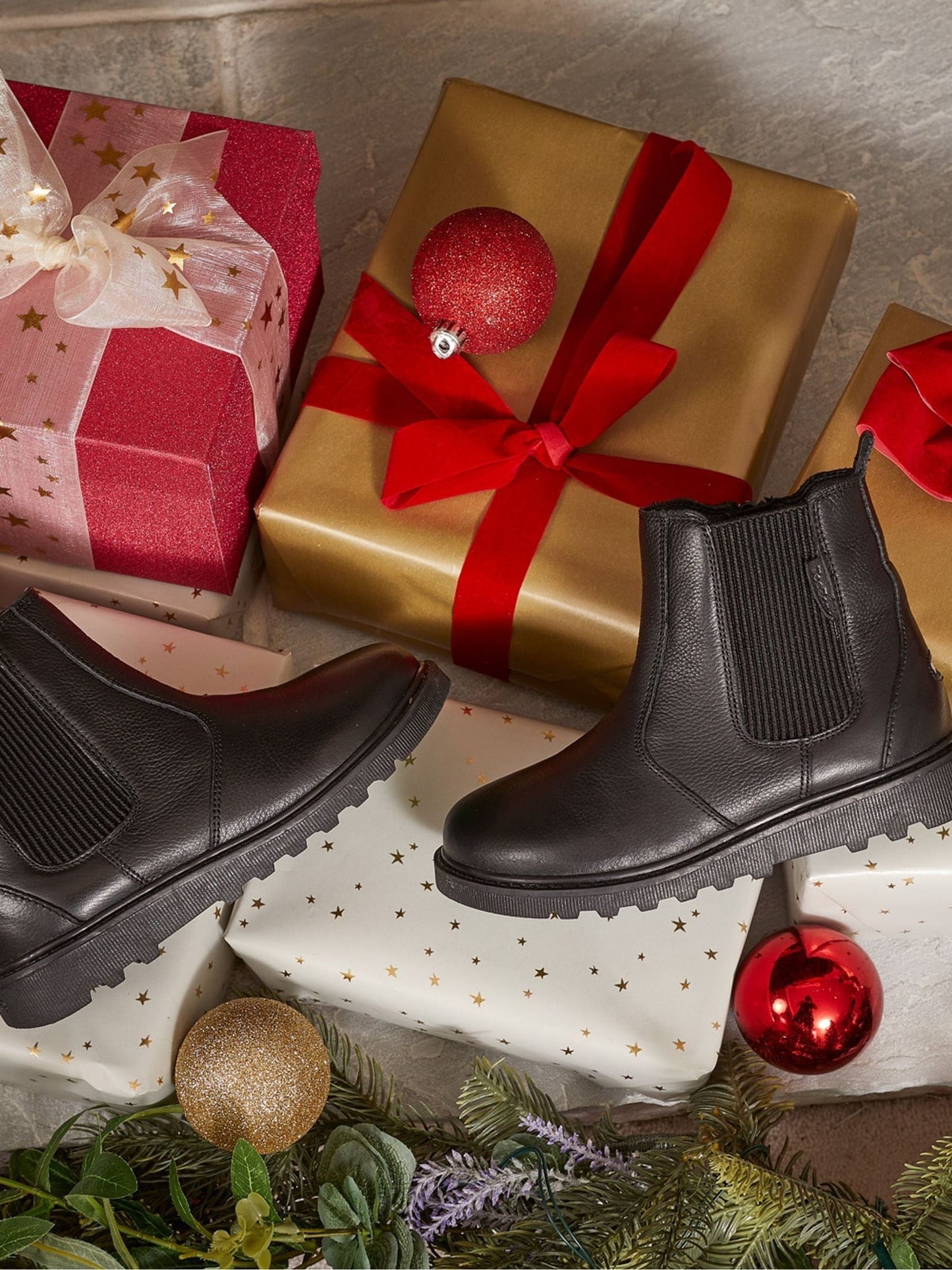 ToeZone Lily Girls Leather Gusset and Zip Ankle Black Boots