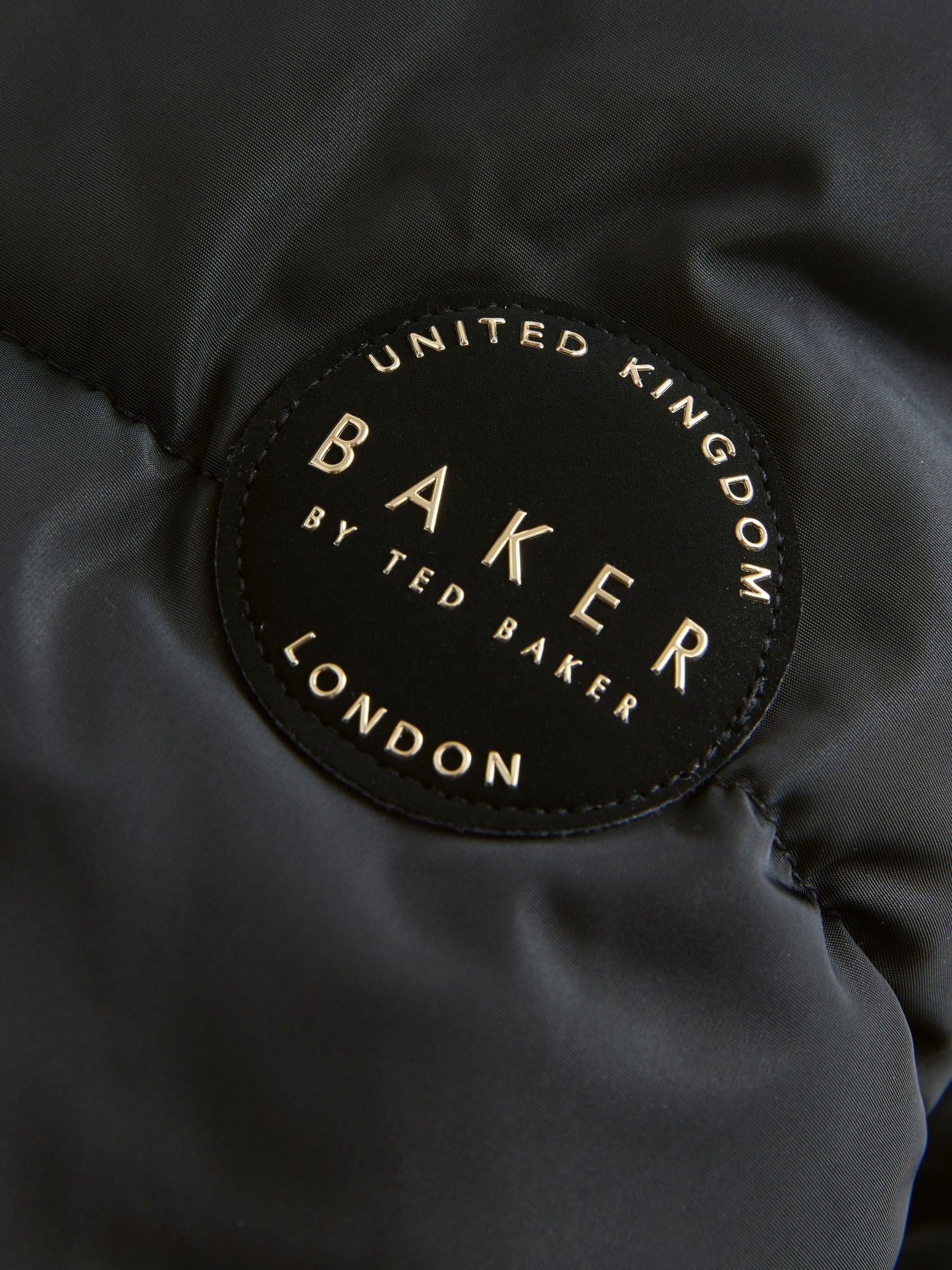 Baker by Ted Baker Suya Dayanıklı Etek Detaylı Dolgulu Siyah Mont
