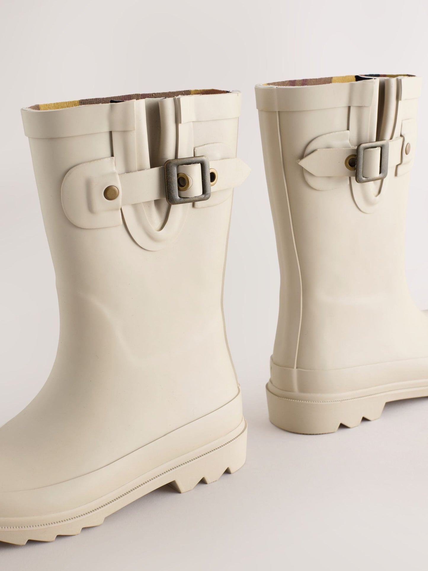 Natürel Sıcak Astarlı Tokalı Yağmur Çizmesi