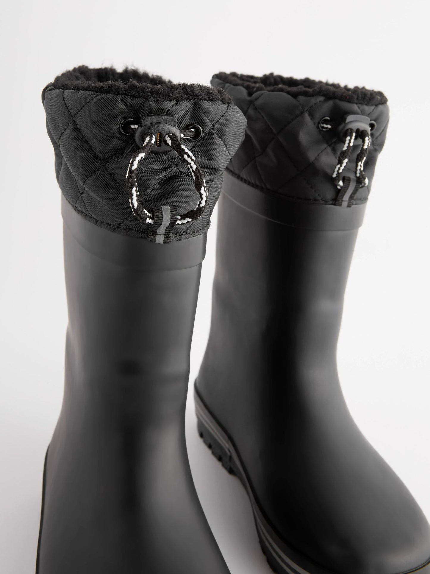 Mono Siyah Sıcak Astarlı Kıvrık Paçalı Yağmur Çizmesi