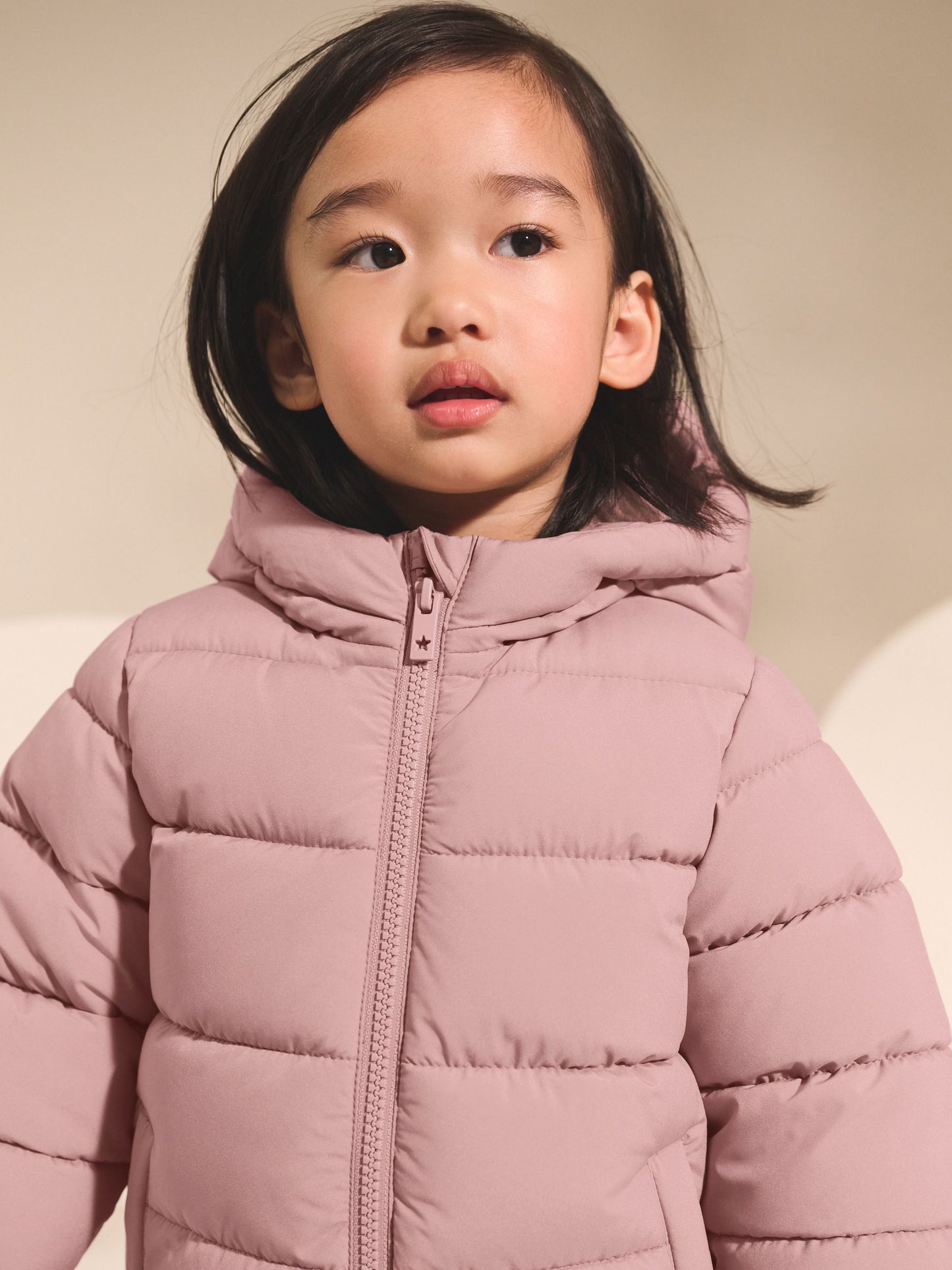 Pembe Suya Dayanıklı Polar Astarlı Kapüşonlu Dolgulu Mont (3 Ay – 7 Yaş)