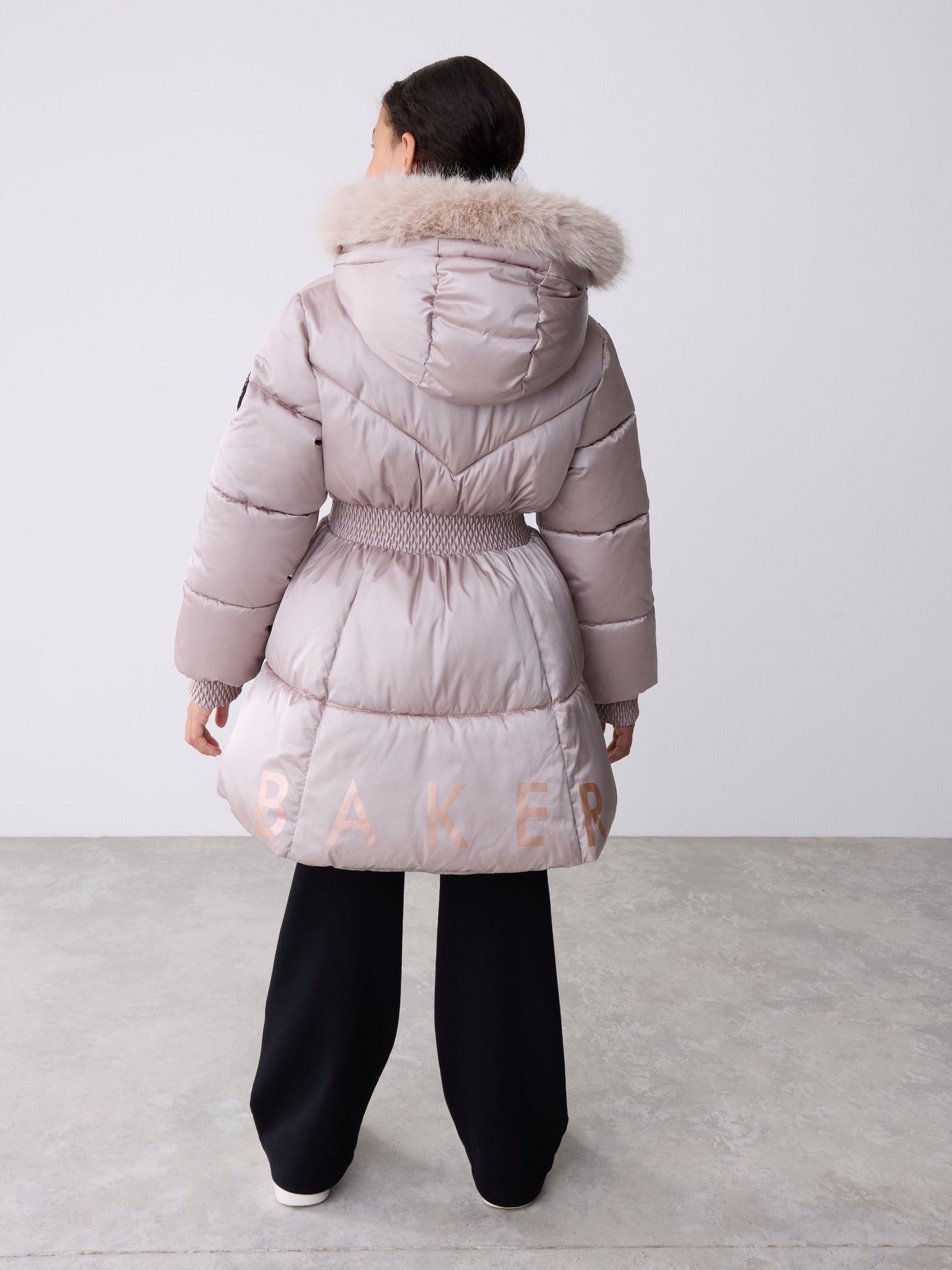 Baker by Ted Baker Suya Dayanıklı Etek Detaylı Dolgulu İstiridye Mont