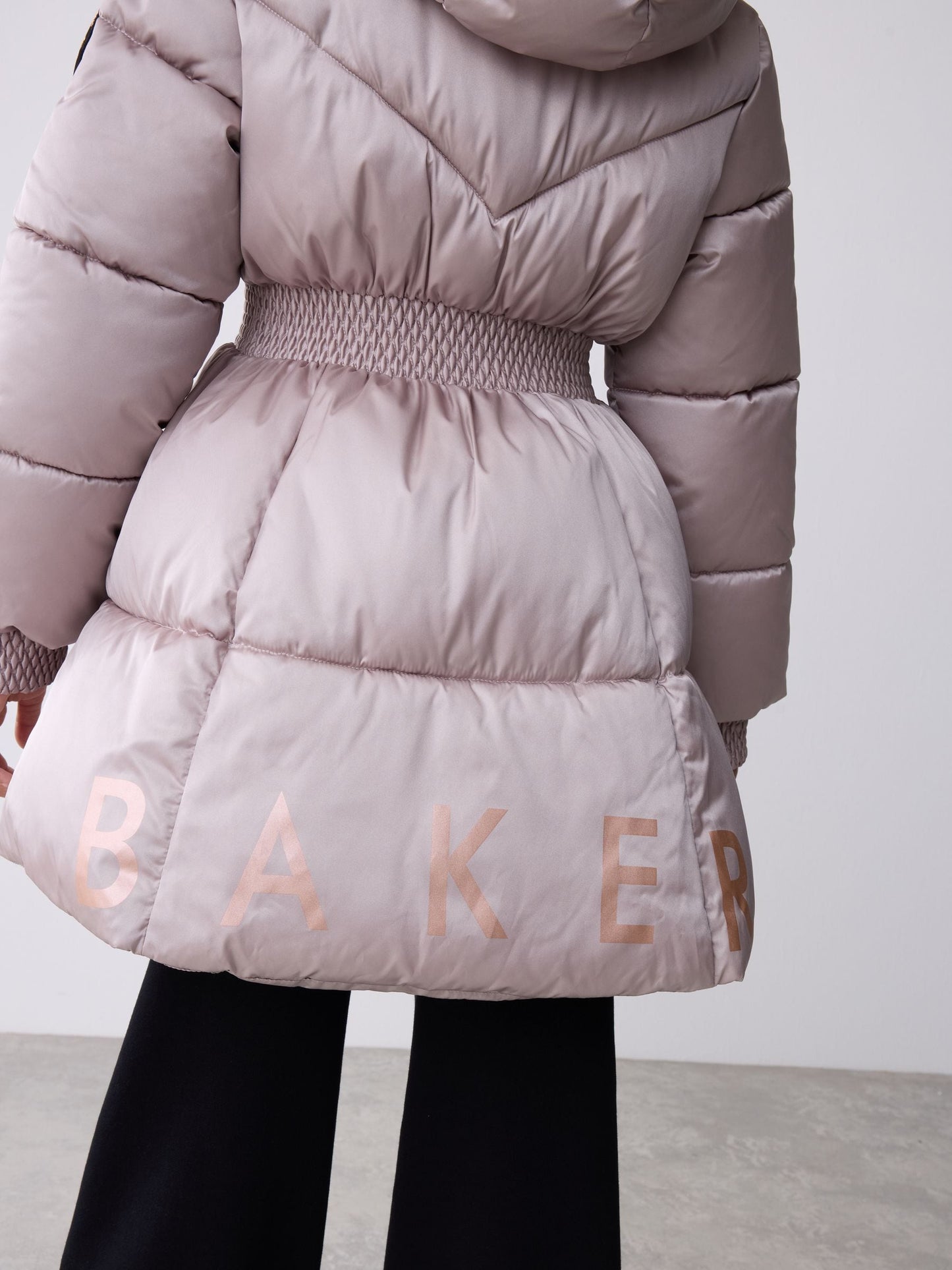 Baker by Ted Baker Suya Dayanıklı Etek Detaylı Dolgulu İstiridye Mont