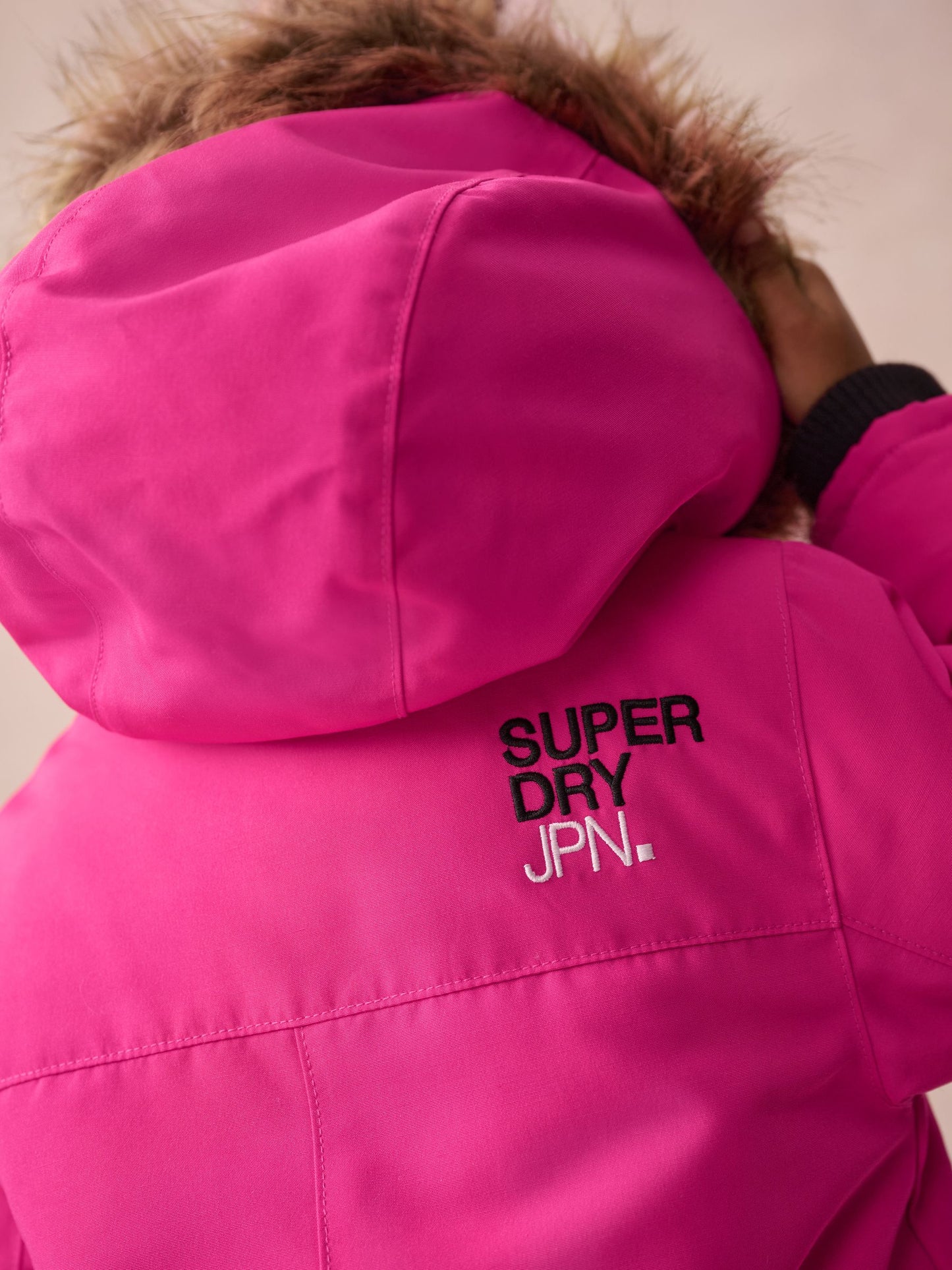Superdry Pembe Everest Kar Tulumu