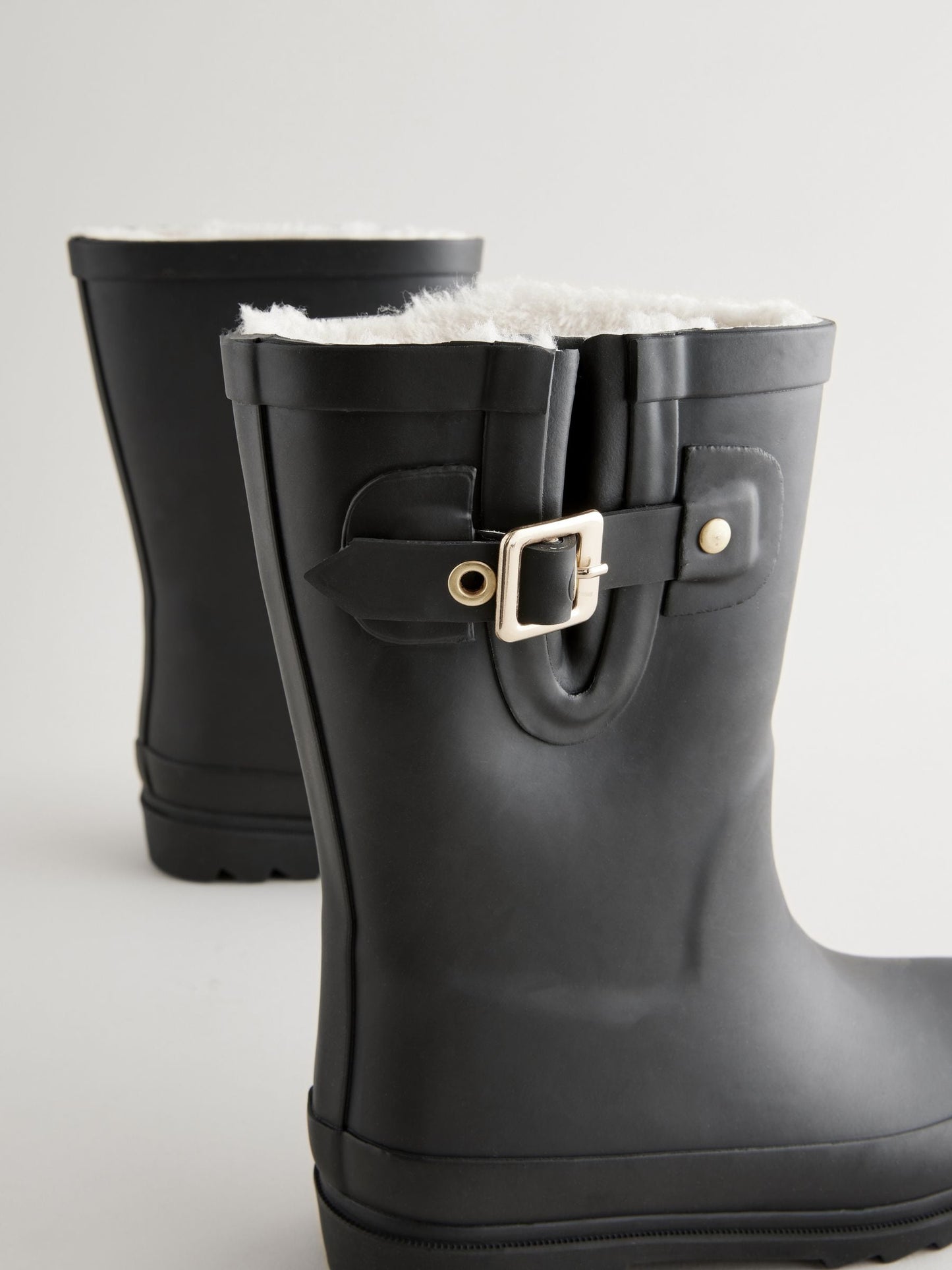 Siyah Sıcak Astarlı Tokalı Yağmur Çizmesi