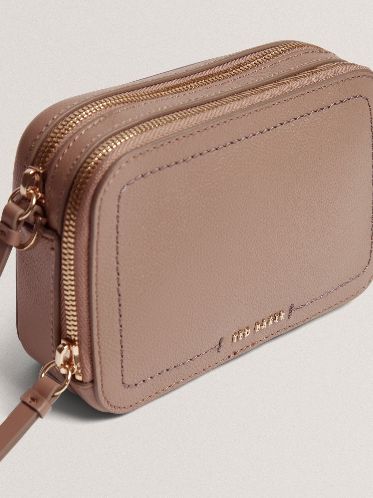 Ted Baker Linzie Krem Deri Webbing Küçük Omuz Çantası (Kamera Modeli)